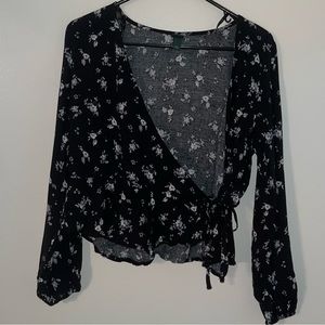 Wild Fable - Women’s Large - Front Wrap Crop Top